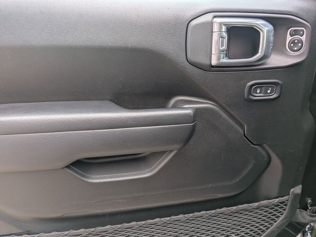 Thumbnail: 2025 Jeep Wrangler - 11