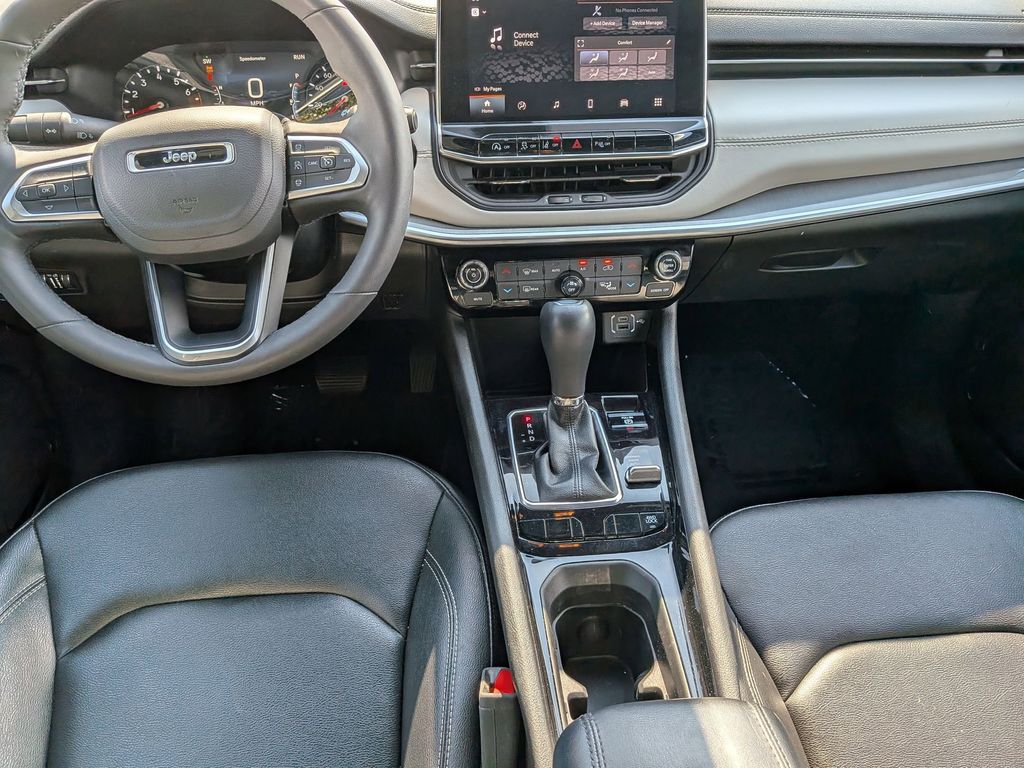 Thumbnail: 2025 Jeep Compass - 24