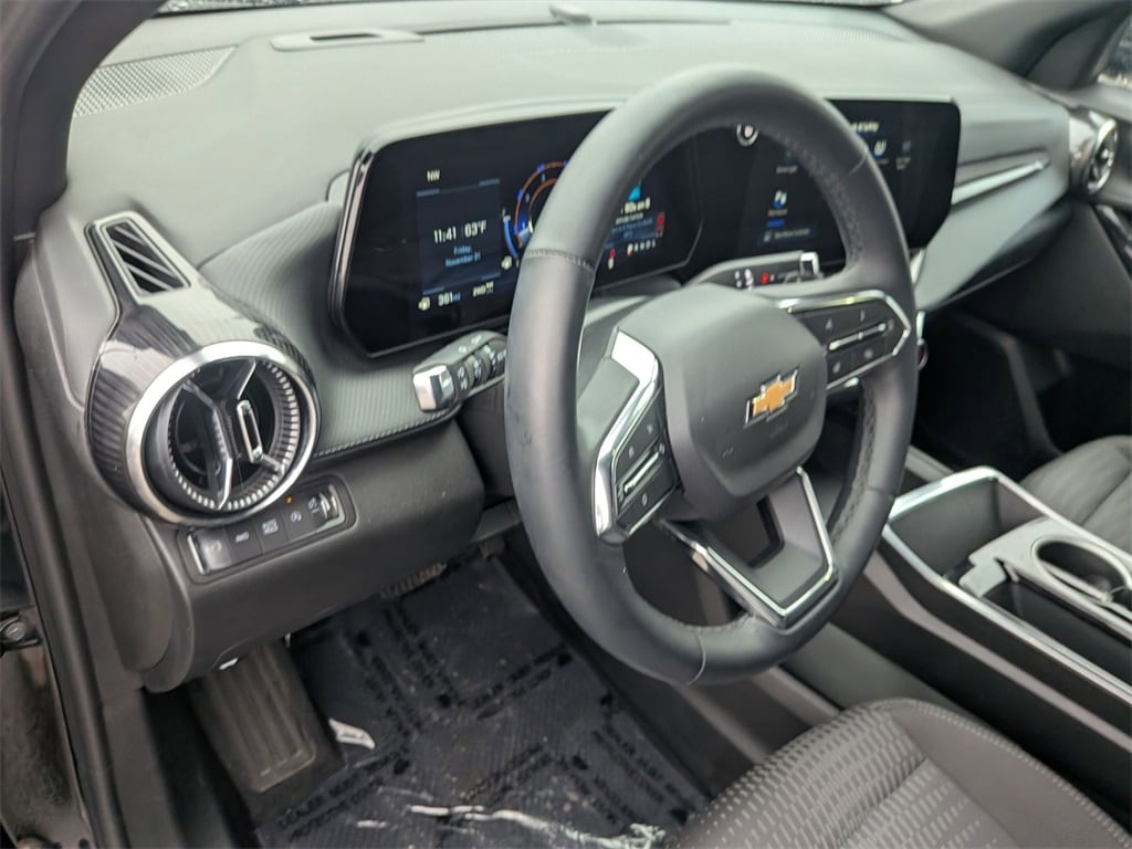 Thumbnail: 2025 Chevrolet Equinox - 12