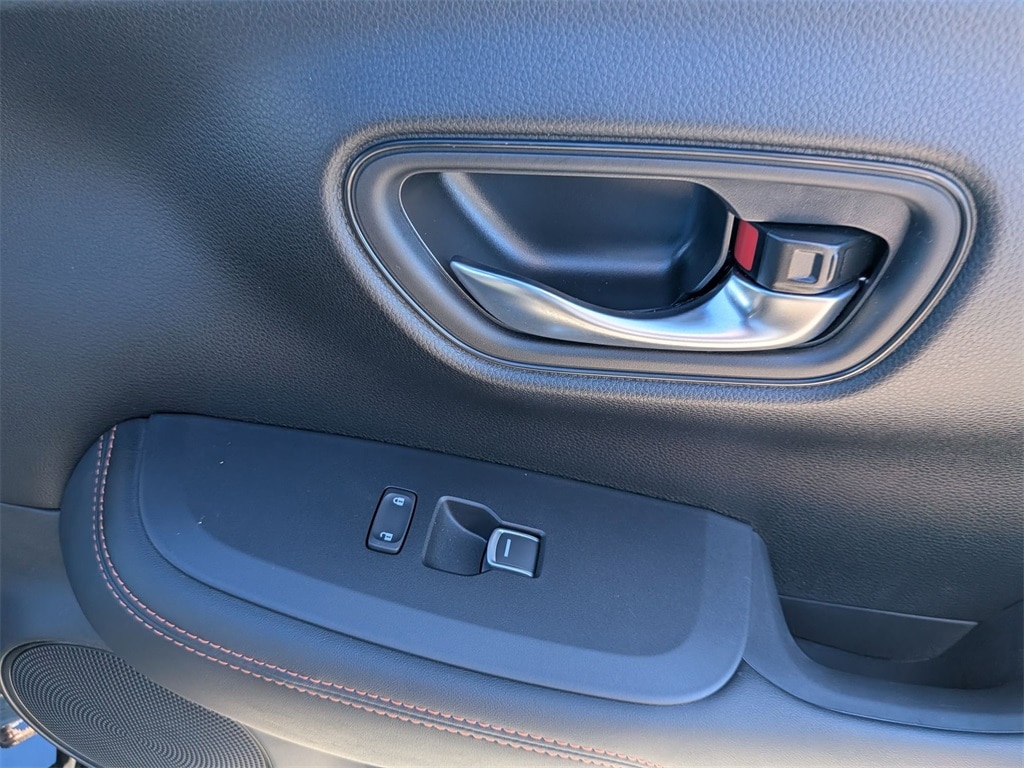 Thumbnail: 2025 Honda HR-V - 31