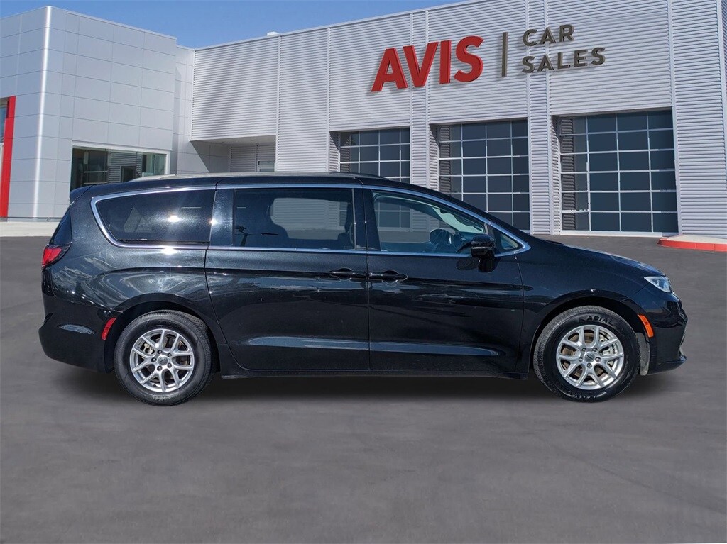 Used 2022 Chrysler Pacifica For Sale at AVIS Car Sales VIN