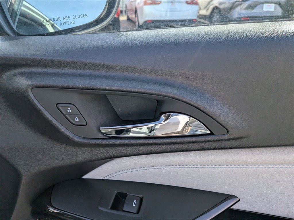 Thumbnail: 2025 Chevrolet Trax - 29