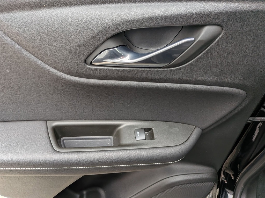 Thumbnail: 2025 Chevrolet Blazer - 24