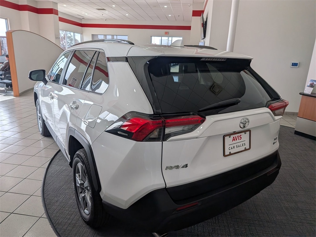 Thumbnail: 2025 Toyota RAV4 - 9