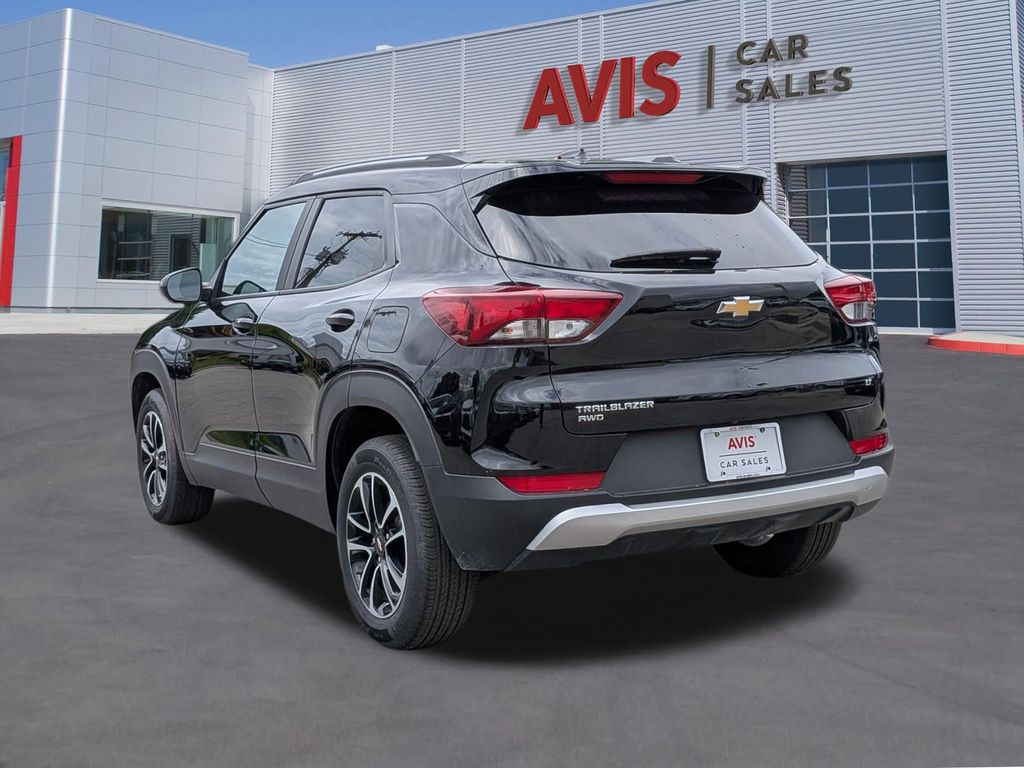 Thumbnail: 2025 Chevrolet TrailBlazer - 9