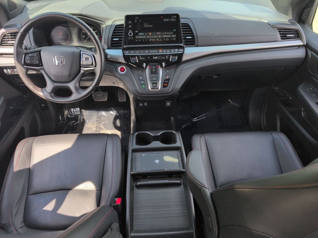 Thumbnail: 2025 Honda Odyssey - 25