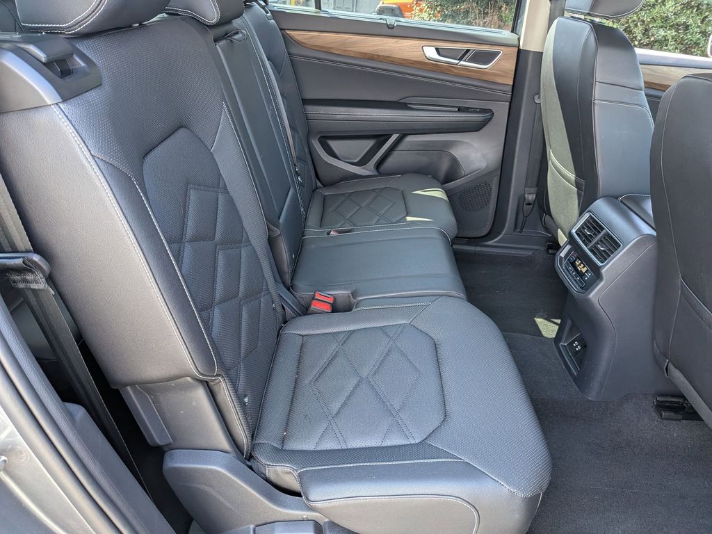 Thumbnail: 2025 Volkswagen Atlas - 21