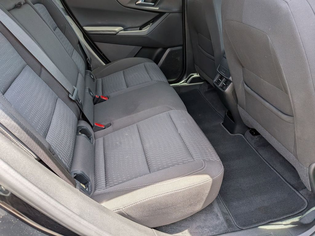 Thumbnail: 2025 Chevrolet Equinox - 24