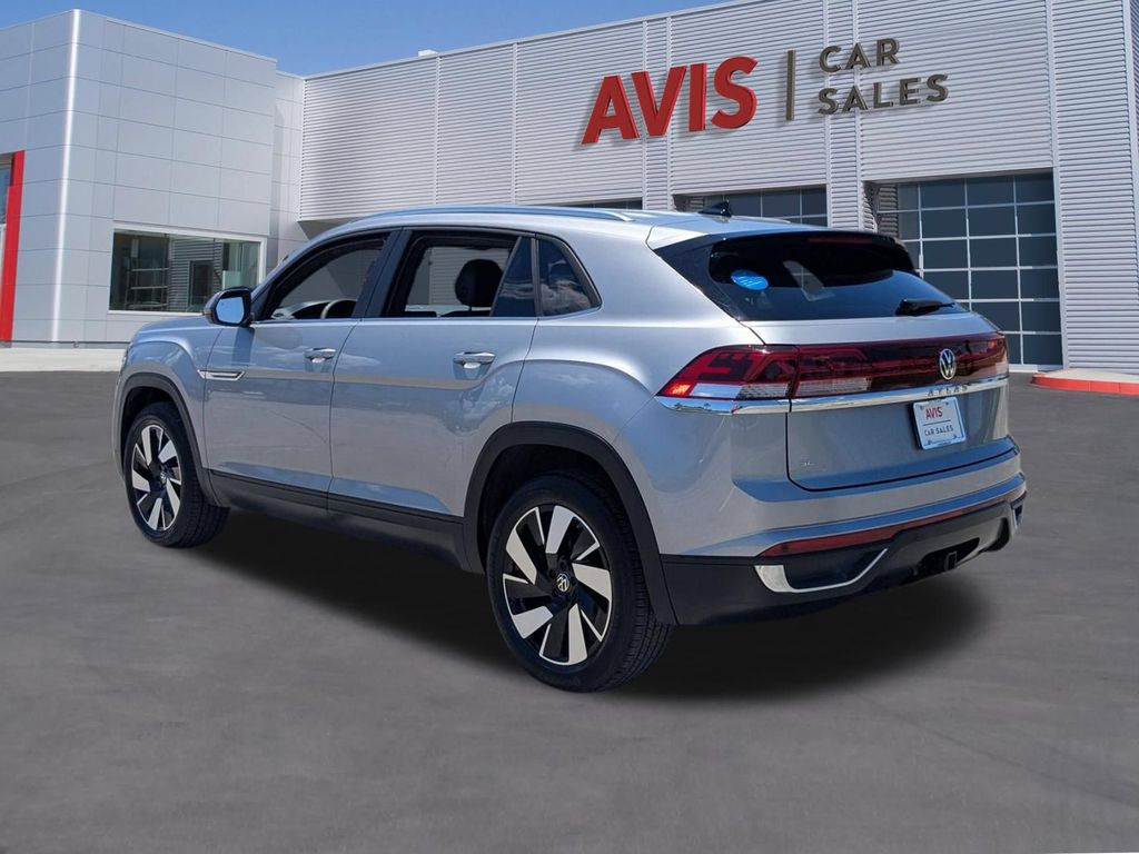 2025 Volkswagen Atlas Cross Sport SE w/Tech - Photo 9