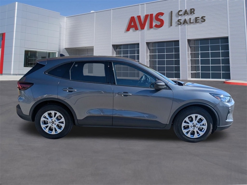 Thumbnail: 2025 Ford Escape - 5