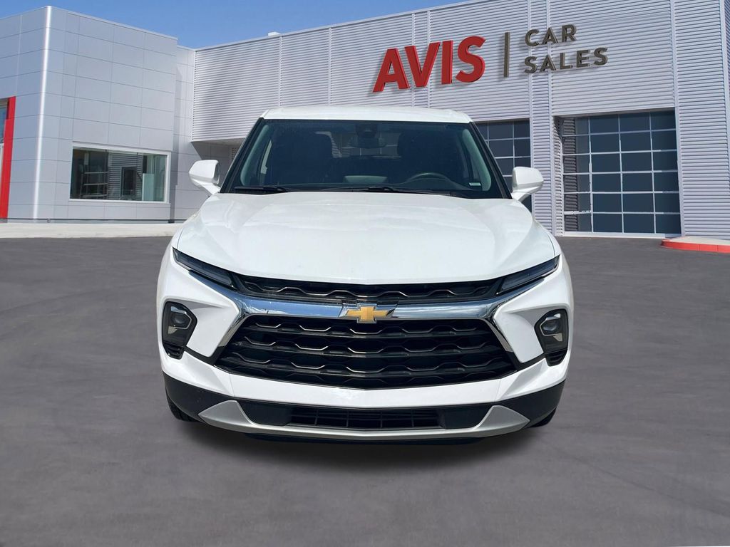 Thumbnail: 2025 Chevrolet Blazer - 2