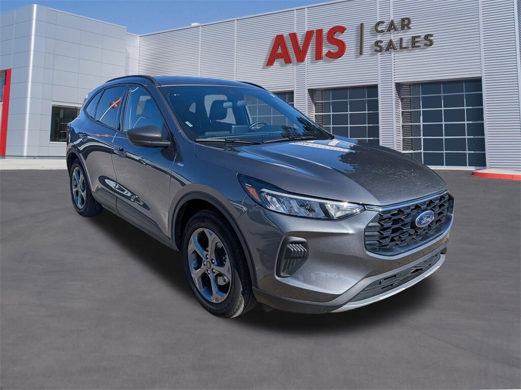 2025 Ford Escape ST-Line photo 3