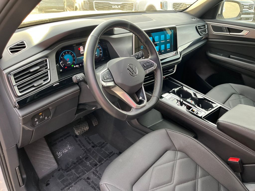 Thumbnail: 2025 Volkswagen Atlas - 15