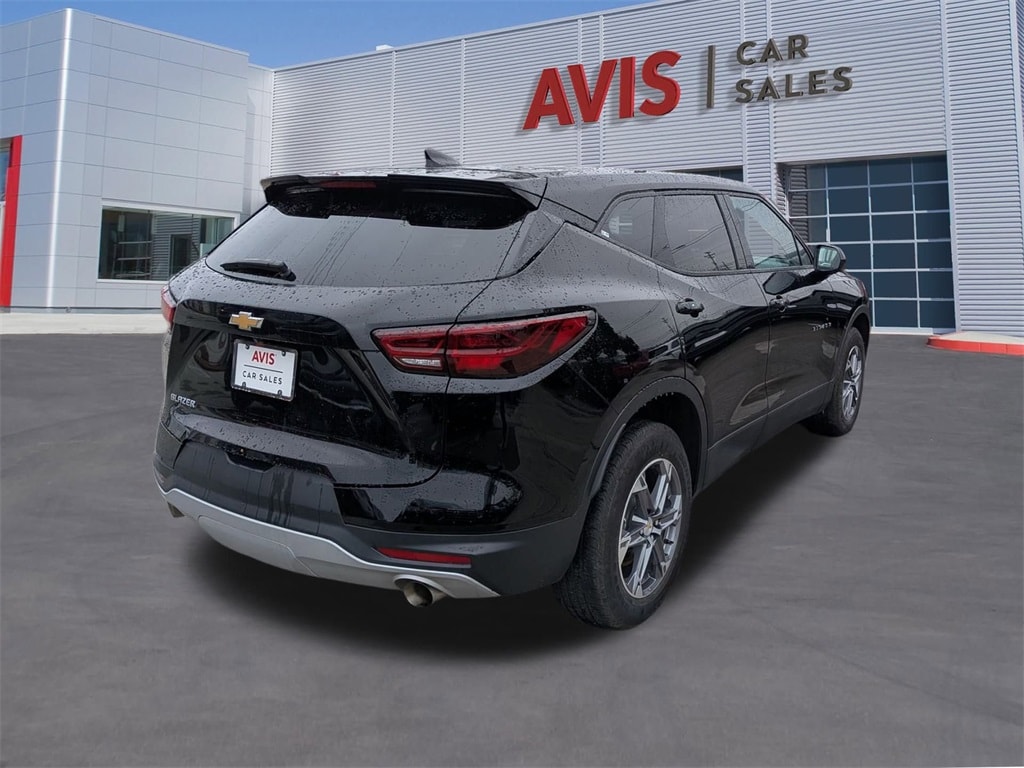 Thumbnail: 2025 Chevrolet Blazer - 6
