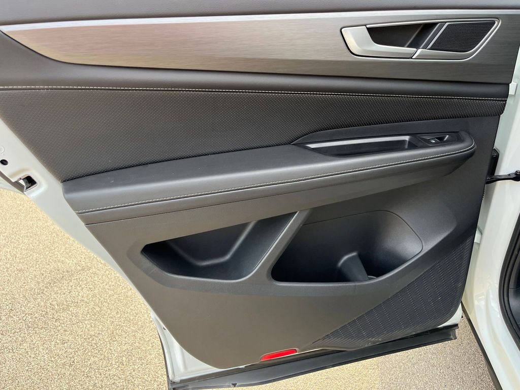 Thumbnail: 2025 Volkswagen Atlas - 26