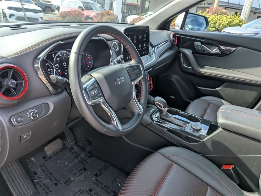 Thumbnail: 2025 Chevrolet Blazer - 15