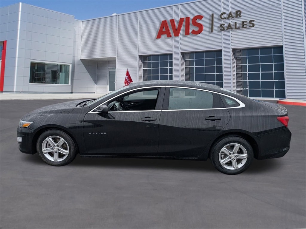 Thumbnail: 2024 Chevrolet Malibu - 10