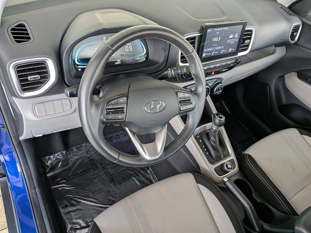 Thumbnail: 2025 Hyundai Venue - 13