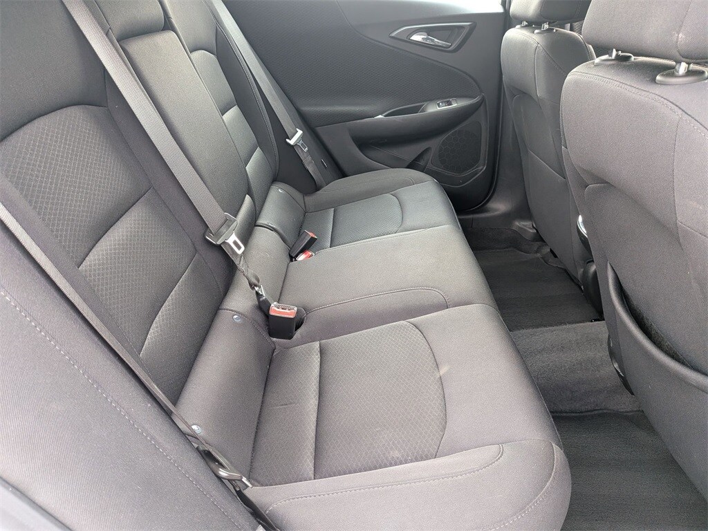 Thumbnail: 2024 Chevrolet Malibu - 31