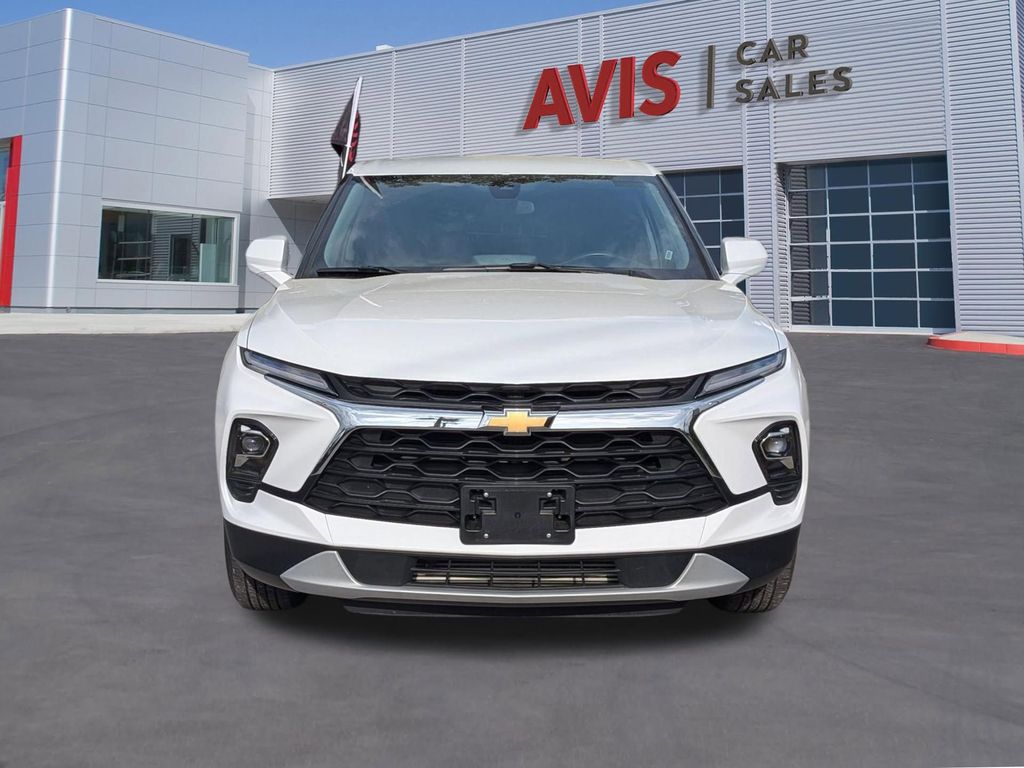 Thumbnail: 2025 Chevrolet Blazer - 2