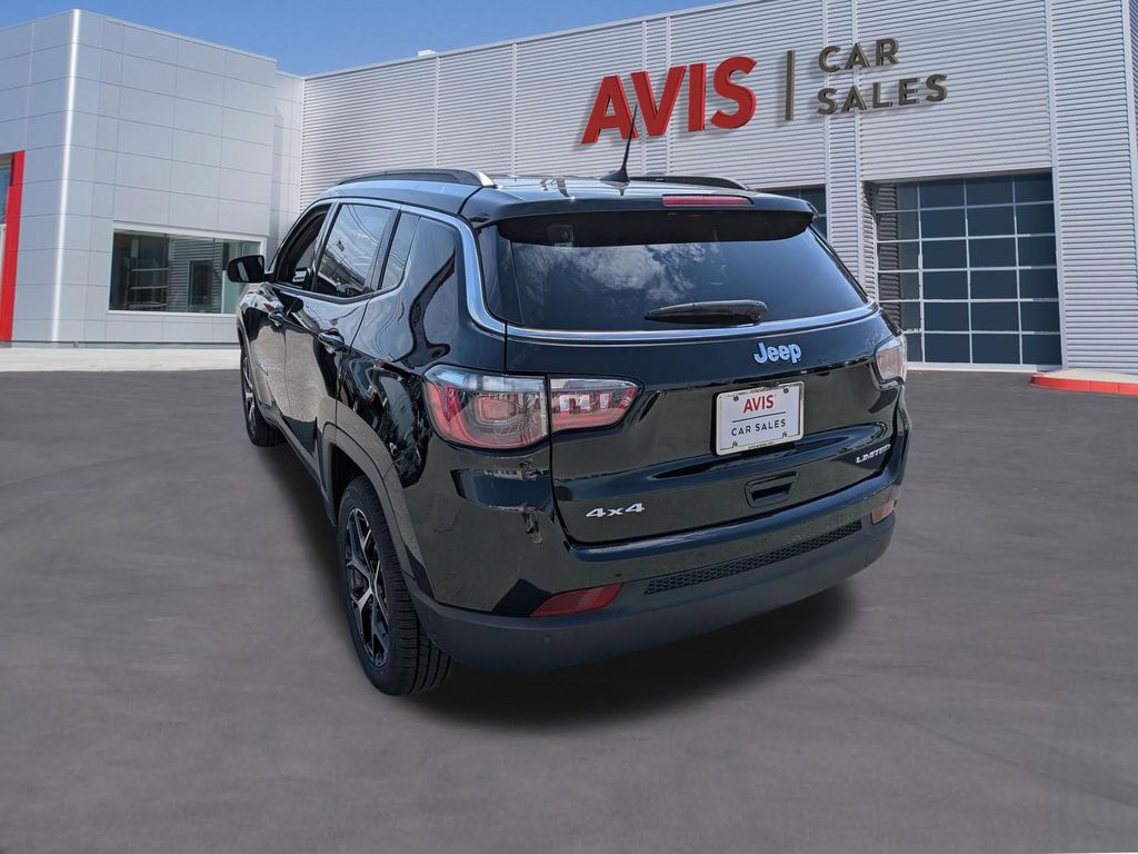 Thumbnail: 2025 Jeep Compass - 10