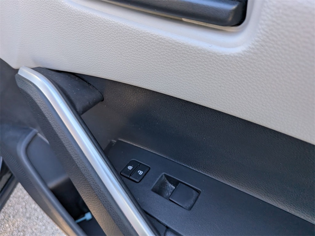 Thumbnail: 2023 Toyota Corolla Cross - 30