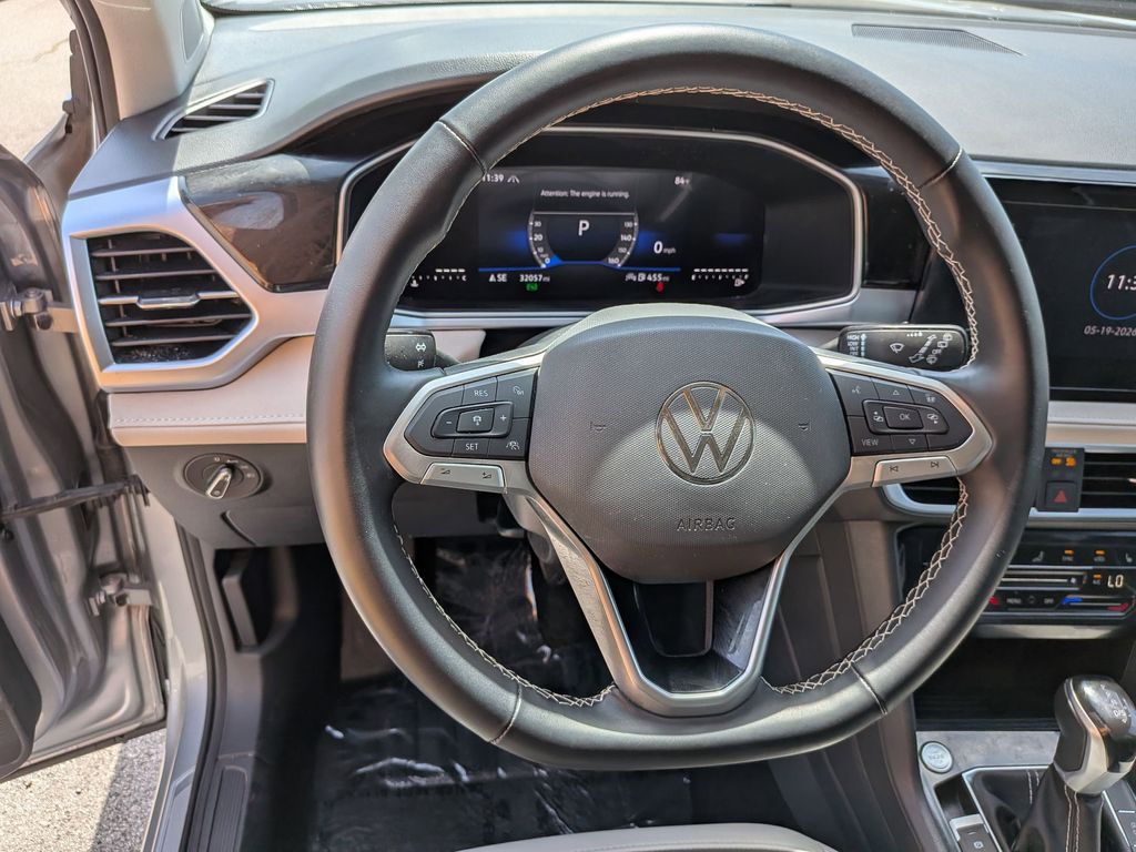 Thumbnail: 2025 Volkswagen Taos - 22