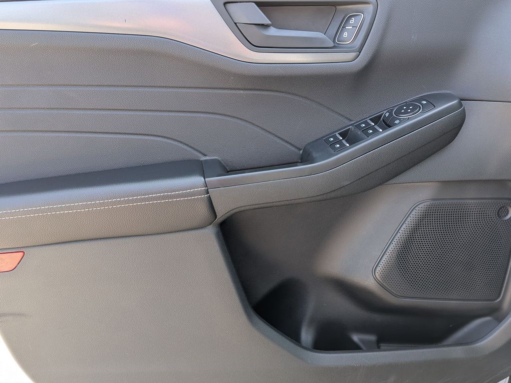 Thumbnail: 2025 Ford Escape - 11