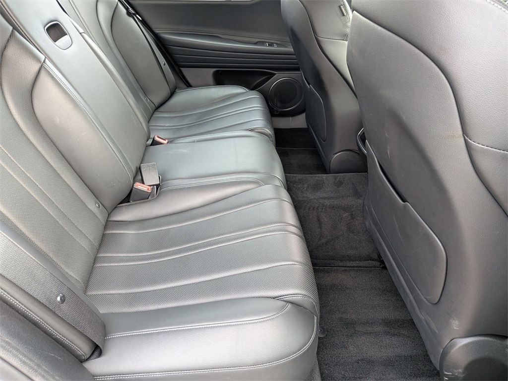 Thumbnail: 2023 Genesis G80 - 28