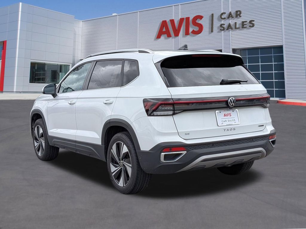 Thumbnail: 2025 Volkswagen Taos - 9