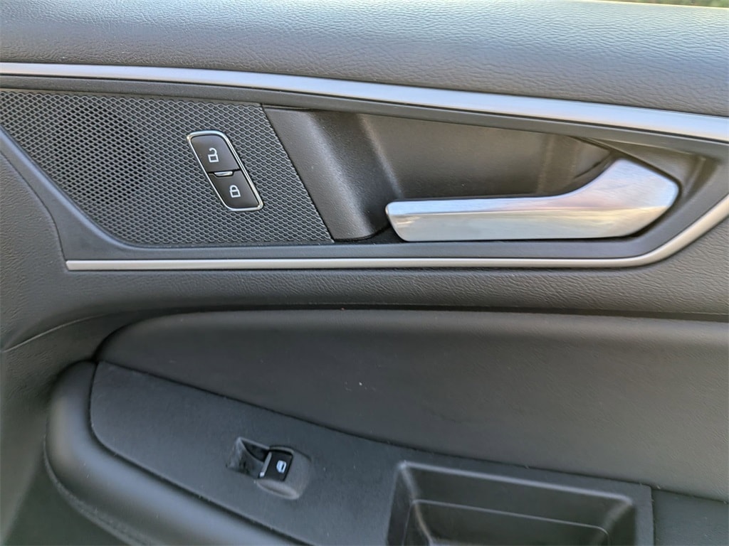 Thumbnail: 2024 Ford Edge - 31