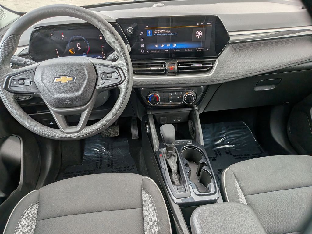 Thumbnail: 2025 Chevrolet TrailBlazer - 20