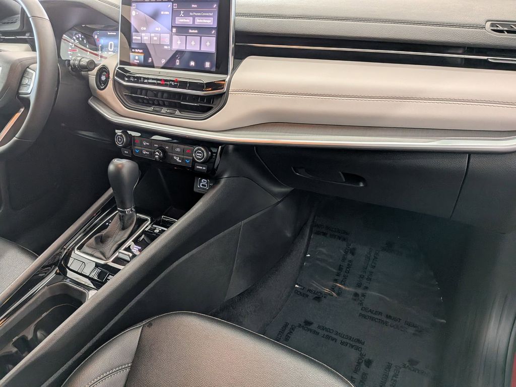 Thumbnail: 2025 Jeep Compass - 27