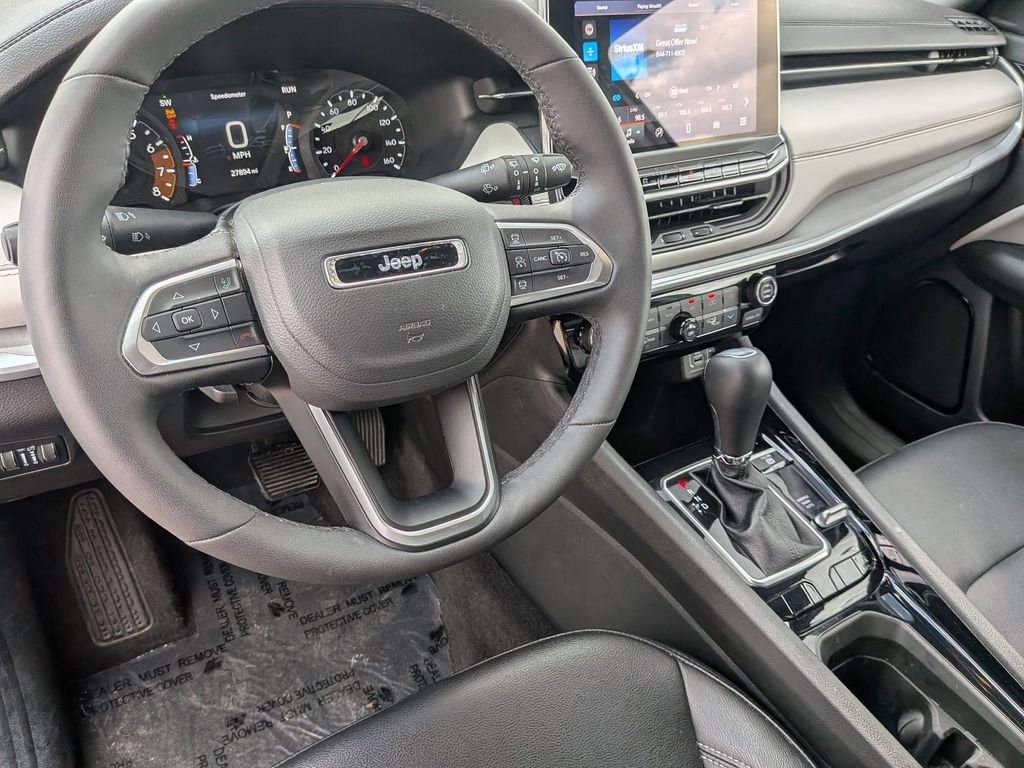 Thumbnail: 2025 Jeep Compass - 15