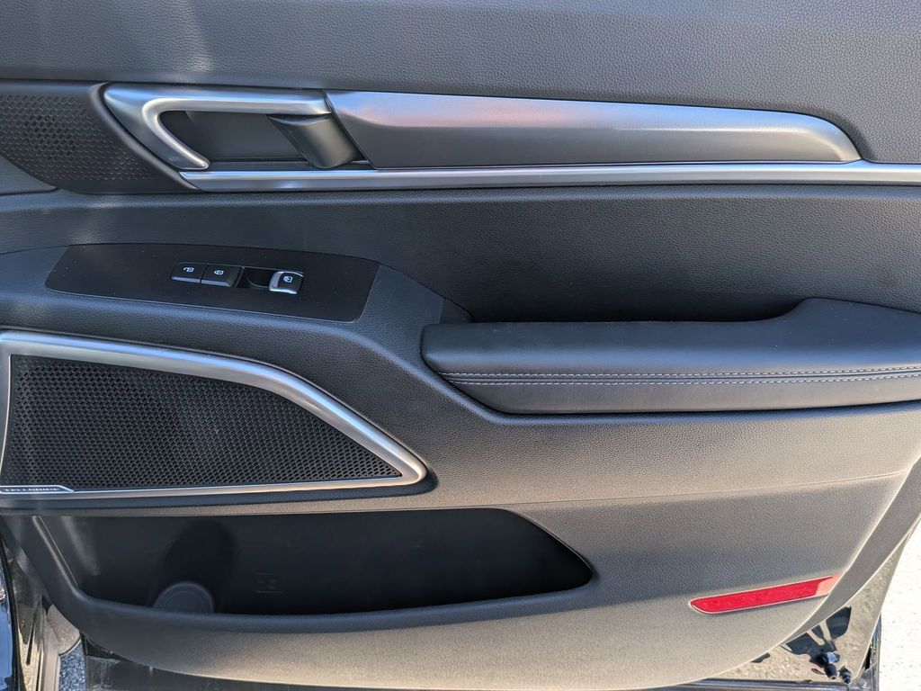 Thumbnail: 2025 Kia Telluride - 35