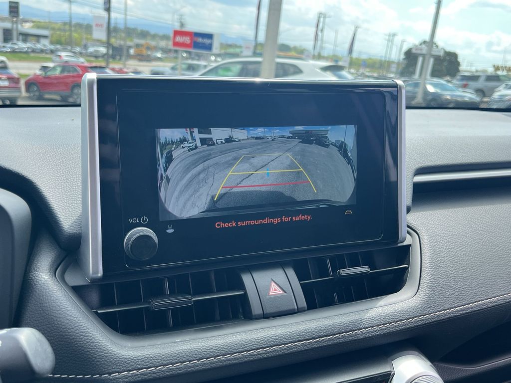 Thumbnail: 2025 Toyota RAV4 - 18