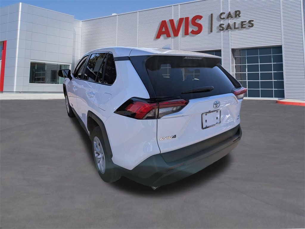 Thumbnail: 2024 Toyota RAV4 - 9