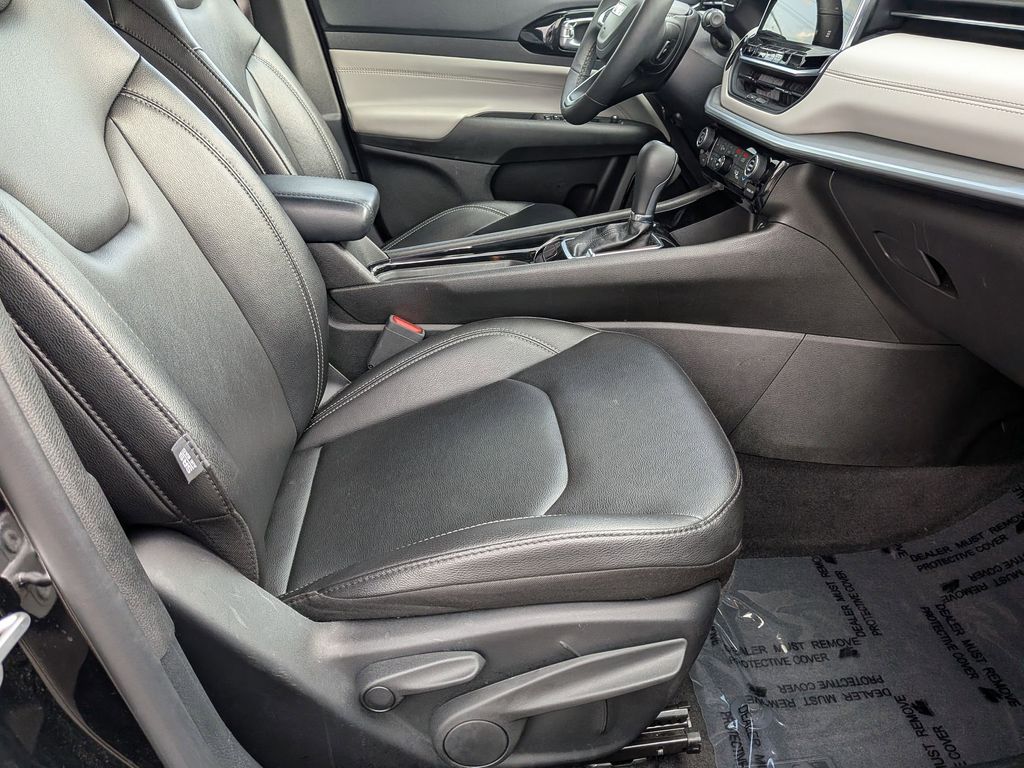 Thumbnail: 2025 Jeep Compass - 31