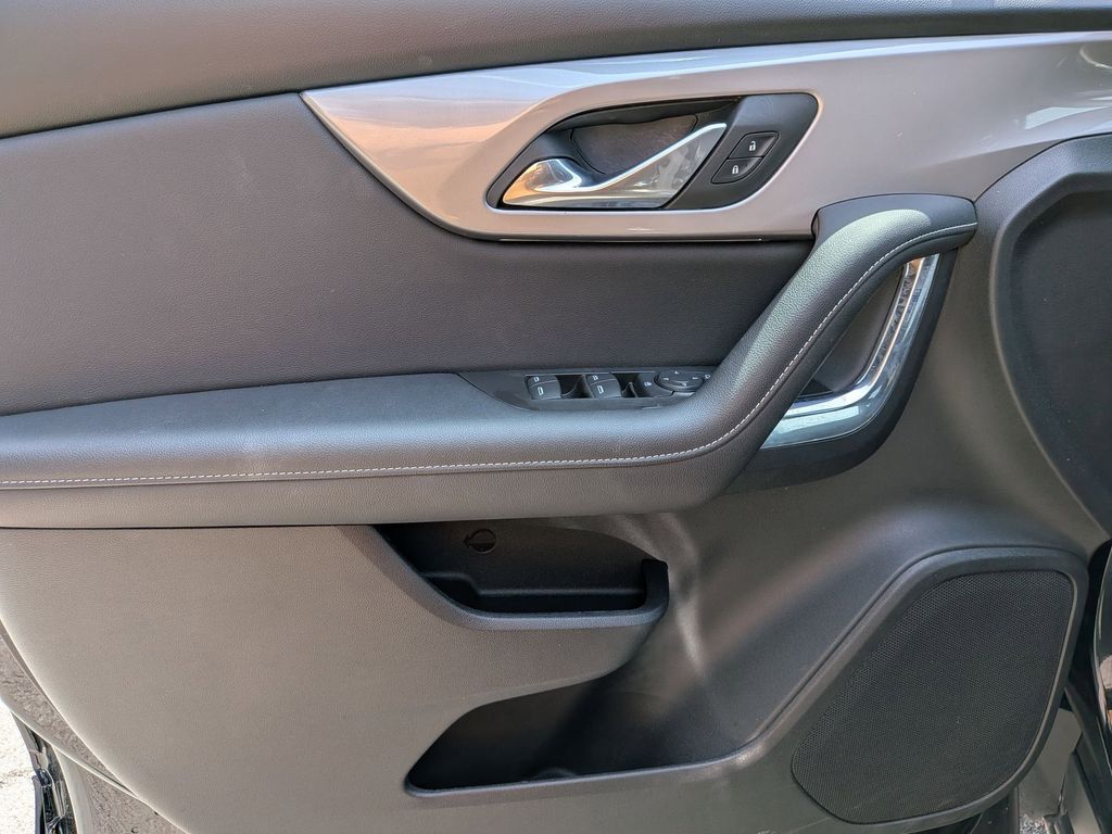 Thumbnail: 2025 Chevrolet Blazer - 10