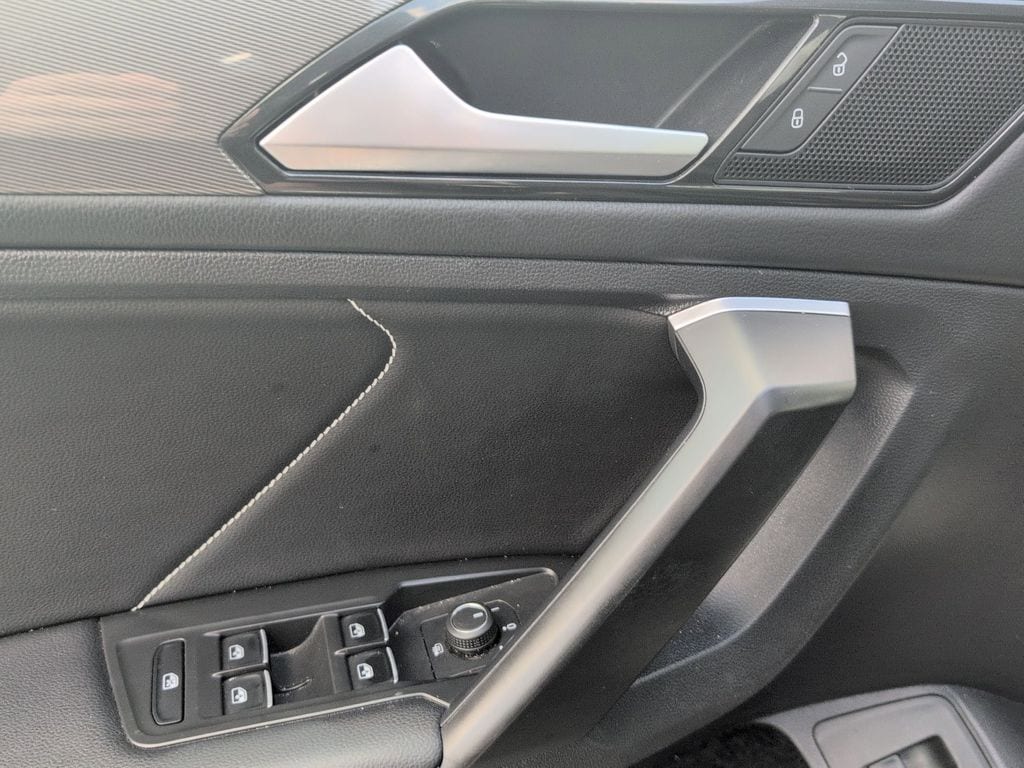 Thumbnail: 2024 Volkswagen Tiguan - 13