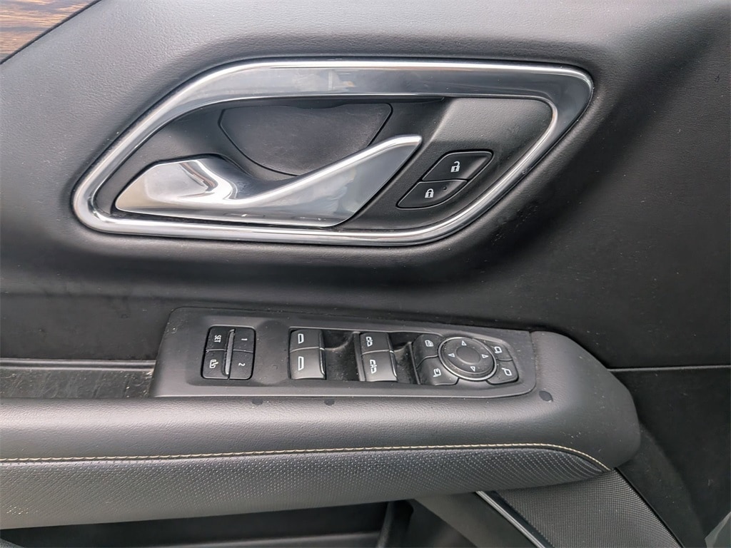 Thumbnail: 2023 Chevrolet Tahoe - 11