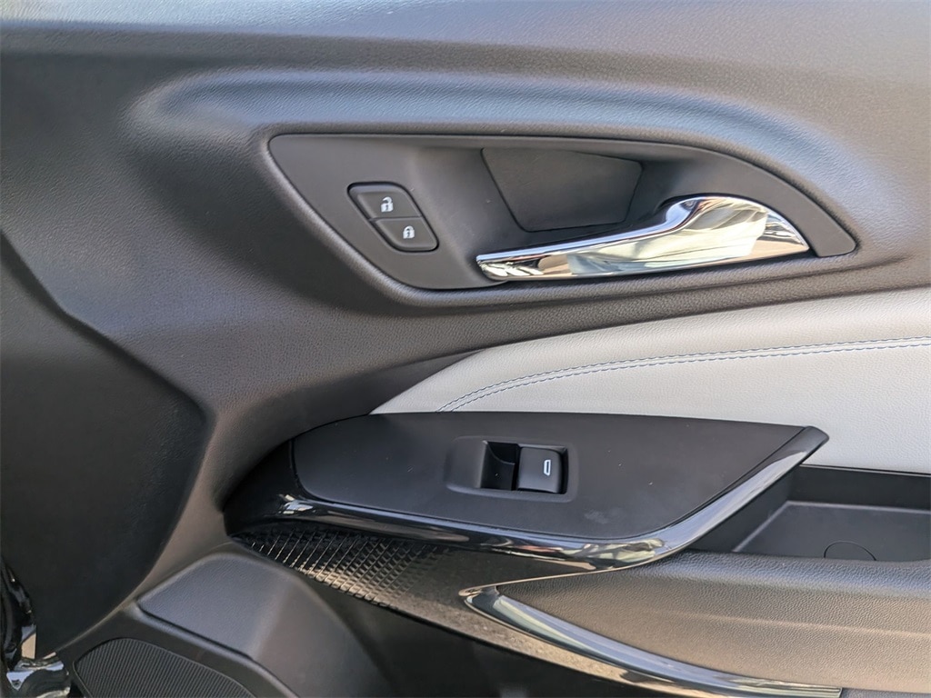 Thumbnail: 2025 Chevrolet Trax - 31