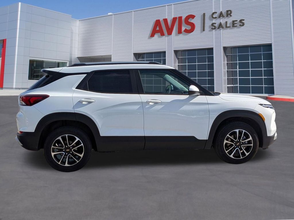 Thumbnail: 2025 Chevrolet TrailBlazer - 5