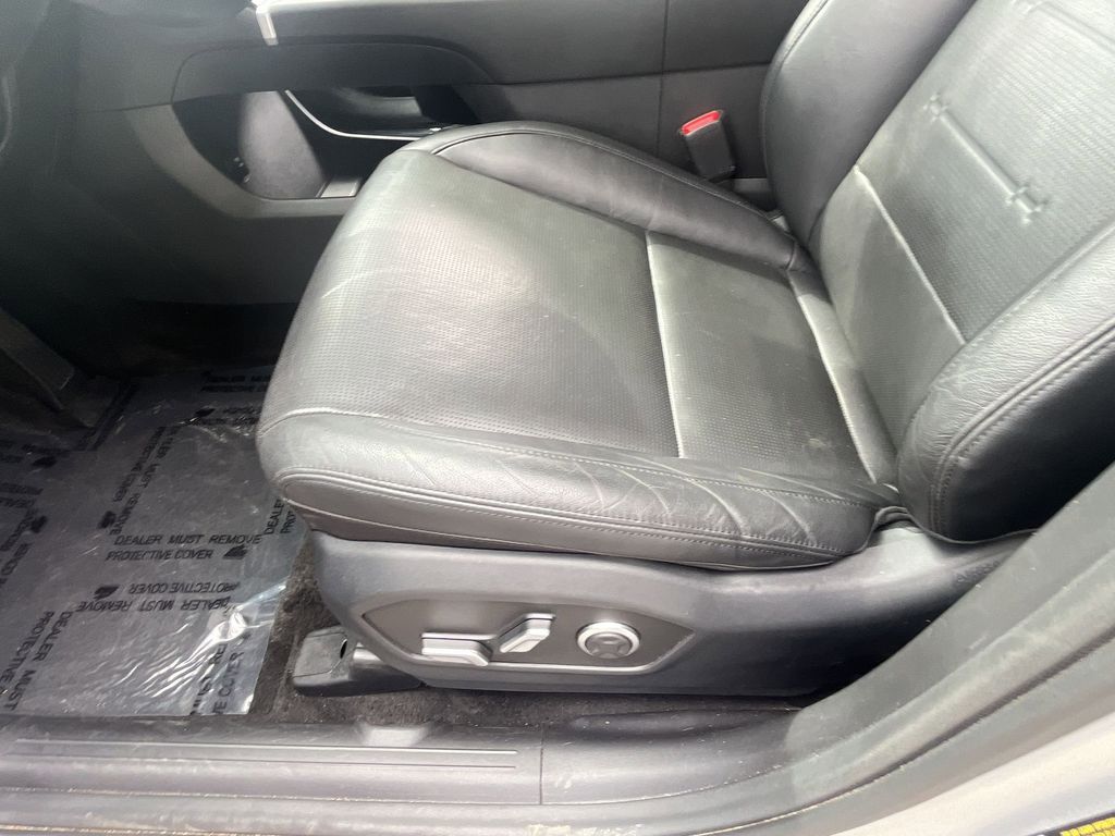 Thumbnail: 2025 Hyundai Santa Fe - 14