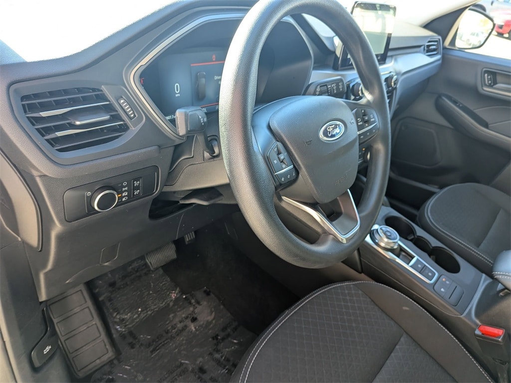 Thumbnail: 2025 Ford Escape - 15