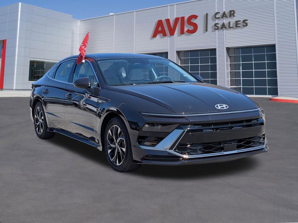 Thumbnail: 2025 Hyundai Sonata - 3