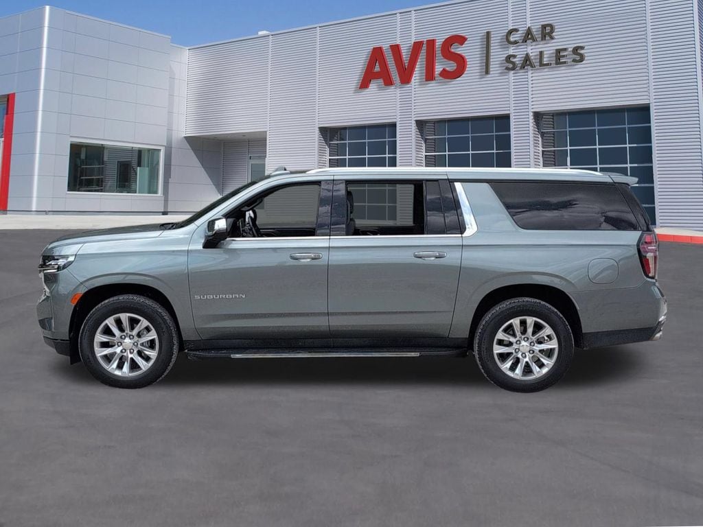 Thumbnail: 2023 Chevrolet Suburban - 10