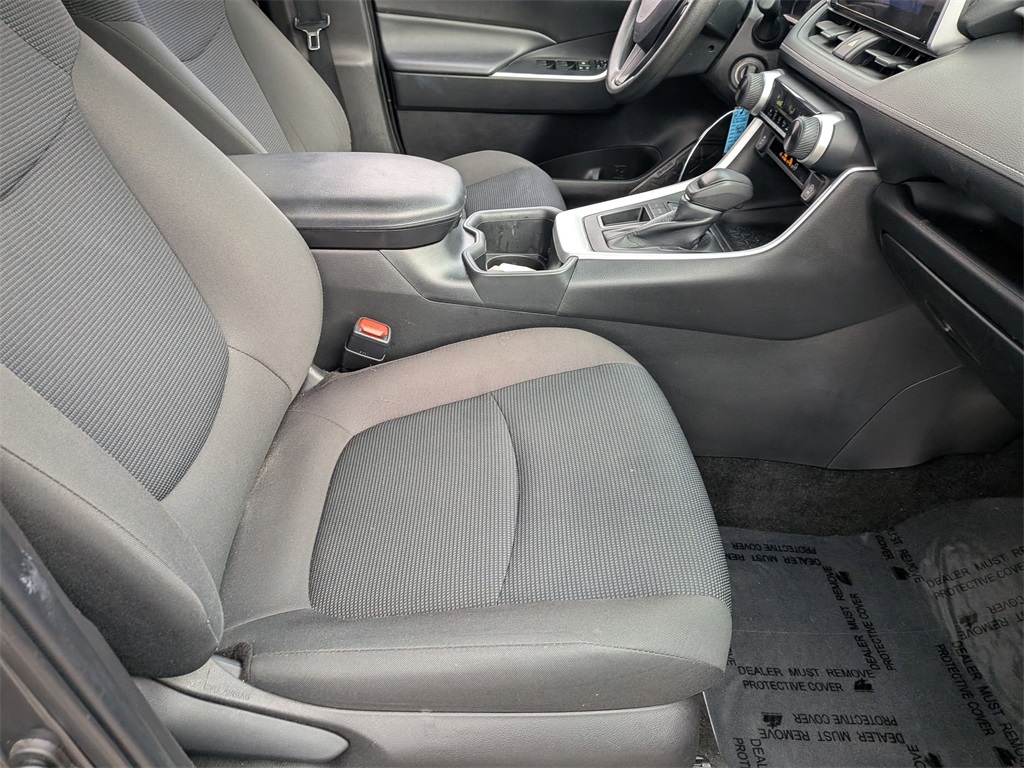 Thumbnail: 2024 Toyota RAV4 - 29