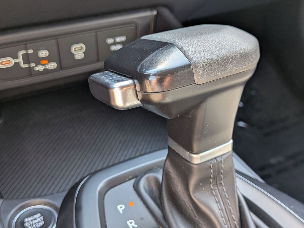 Thumbnail: 2025 Kia K4 - 16