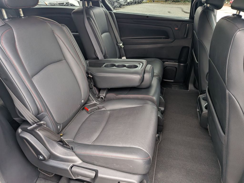 Thumbnail: 2025 Honda Odyssey - 19